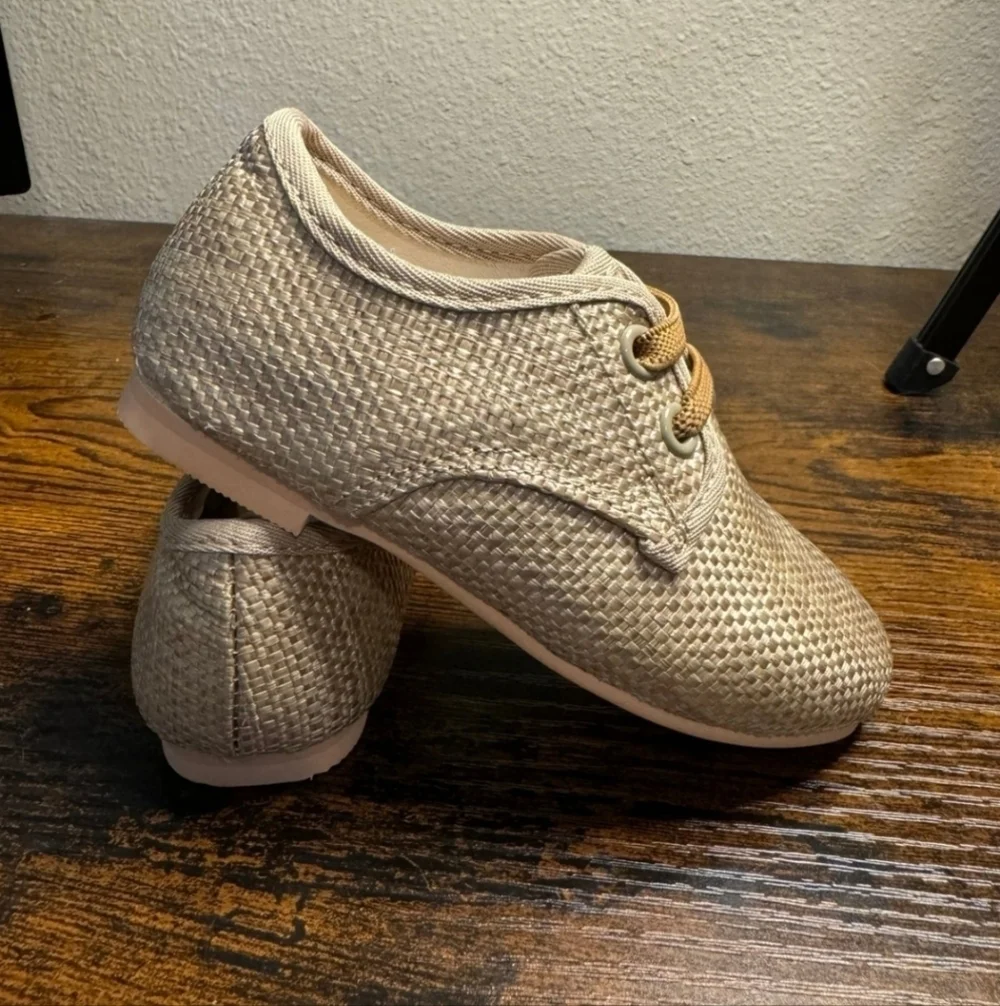 Kid’s Stylish Fashion Adorable Fun Cute Tan Woven Lace-Up Classic Dress Shoes